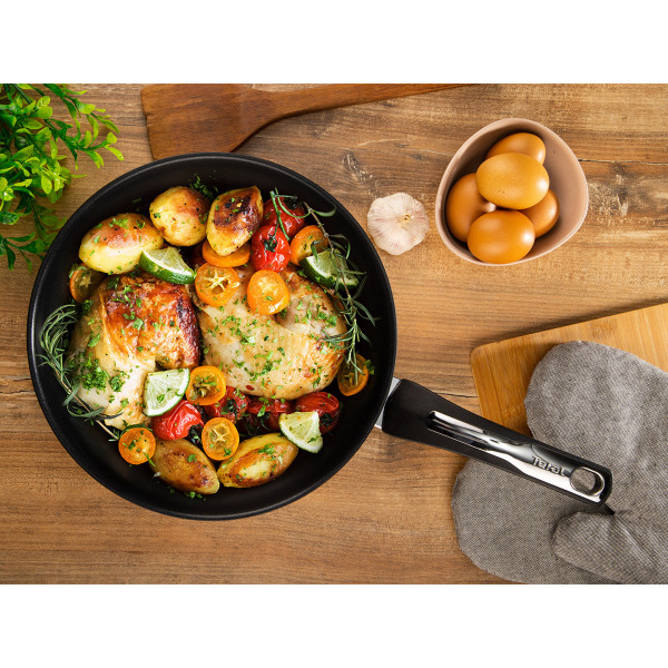 Фото - Сковорода универсальная Tefal E3000604 Emotion 28 см