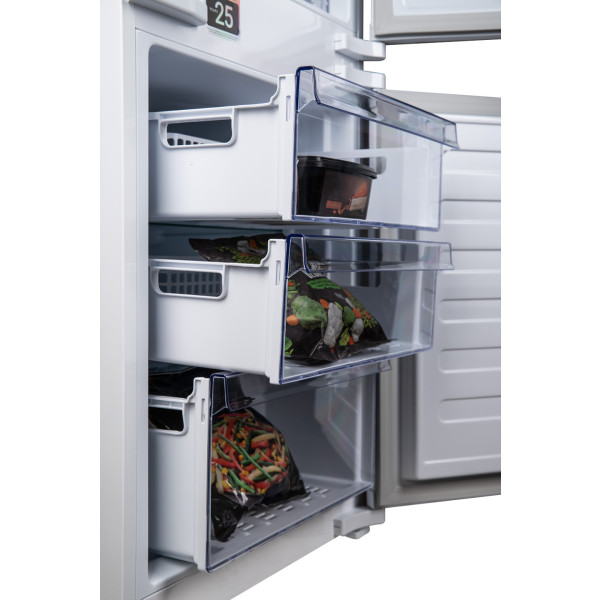 Фото - Холодильник встраиваемый Beko BCNA275E3S