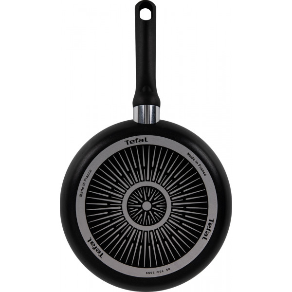 Фото - Сковорода універсальна Tefal C3940432 Resist Essential 24 см