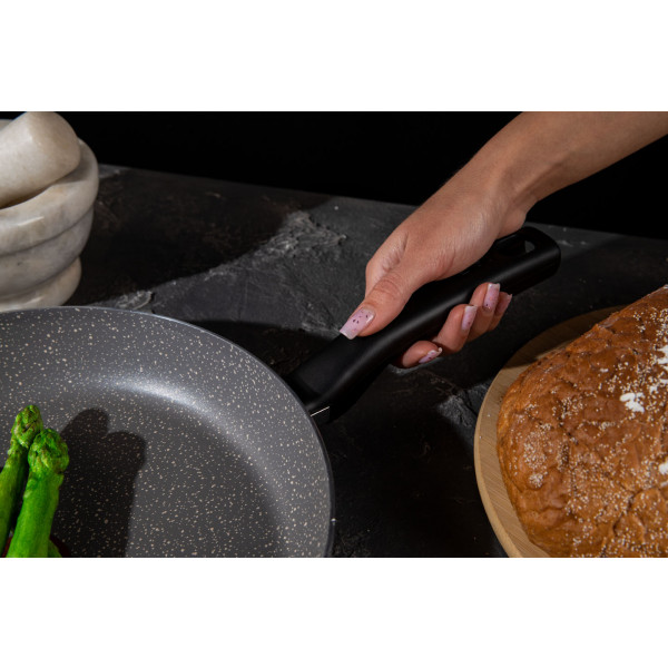 Фото - Сковорода універсальна Tefal B5790602 Cook Natural 28 см