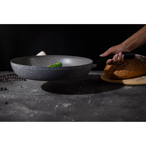 Фото - Сковорода універсальна Tefal B5790602 Cook Natural 28 см
