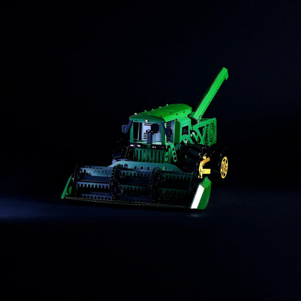 Фото - Металевий конструктор Metal Time Voracious Harvester (MT026)