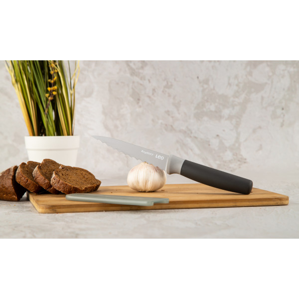 Фото - Ніж кухонний Berghoff 3950045 LEO 11,5 см з покриттям
