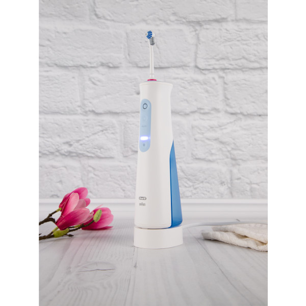 Фото - Ирригатор Oral-B Braun Aquacare 4 MDH20.016.2