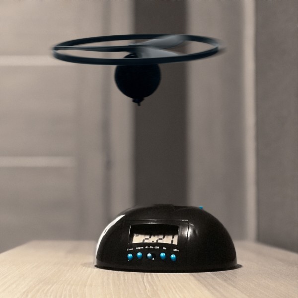 Фото - Настільний годинник UFT Alarm Fly