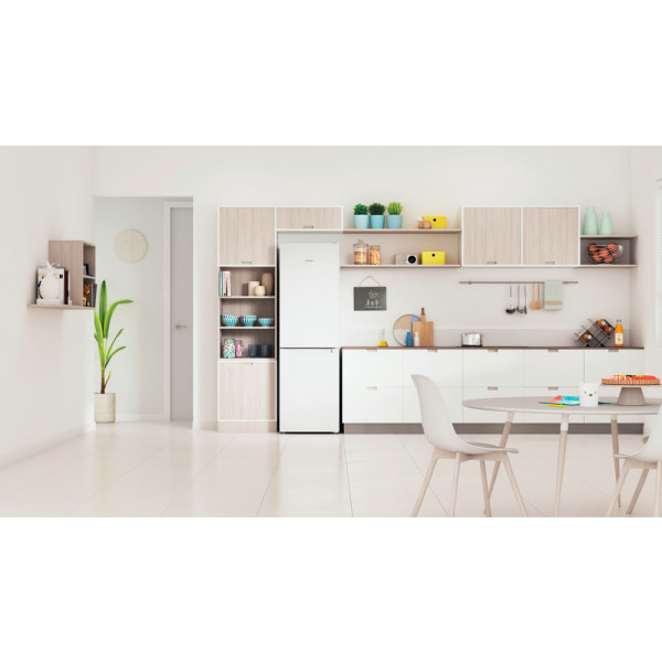 Фото - Холодильник Indesit INFC8 TI21 W0