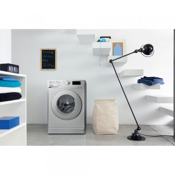 Фото - Стиральная машина Indesit OMTWE 71252 S EU