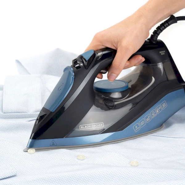 Фото - Утюг Black&Decker BXIR2801E