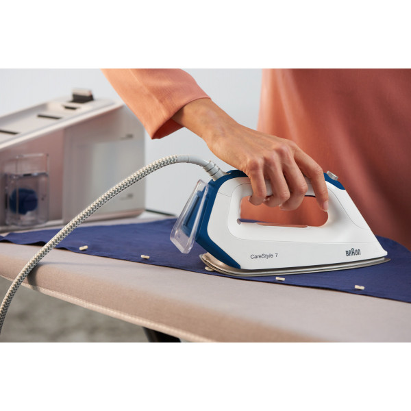 Фото - Утюг с парогенератором Braun IS 7143 Easy Lock Removable