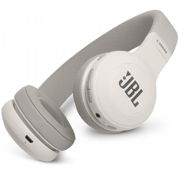 Фото - Наушники накладные JBL E45BT White (JBLE45BTWHT)