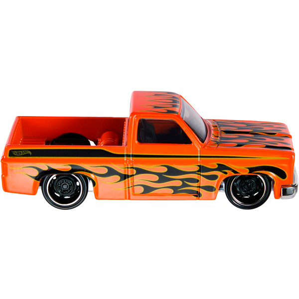 Фото - Колекційна машинка 1:43 Hot Wheels в асортименті (JKL02)