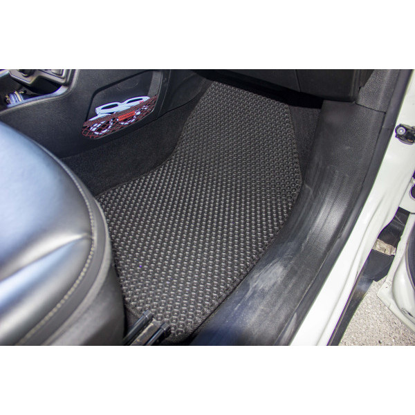 Фото - EVA коврики в салон авто EVAtech для Renegade (2 clips) Jeep 2014 1 поколение SUV USA JP23862CV5OU2SBB