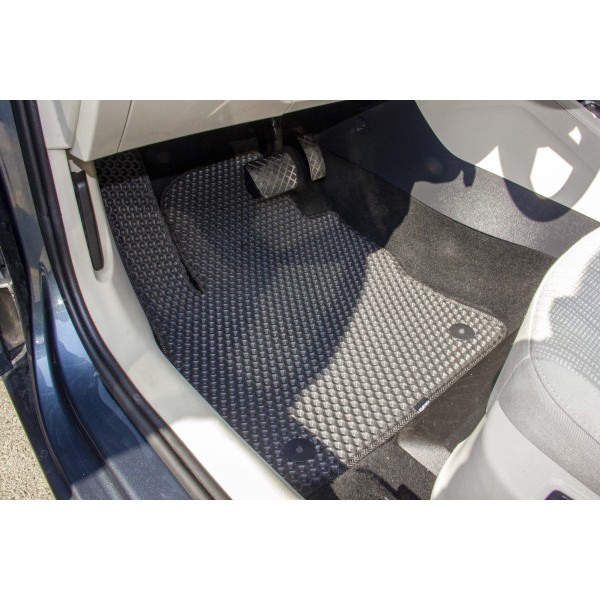 Фото - Килимки з екошкіри в салон авто передні EVAtech для Octavia A7 (Subwoofer Canton) AT Skoda 2013-2020 3 покоління Combi EU (SK32062A2AV4BBB)