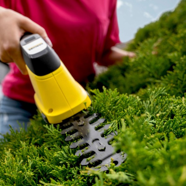 Фото - Кусторез-ножницы аккумуляторные Karcher GSH 2 Plus (1.445-310.0)