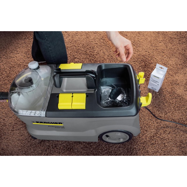 Фото - Средство по уходу за напольными покрытиями Karcher RM 760 iCapsol, 800 г (6.295-849.0)