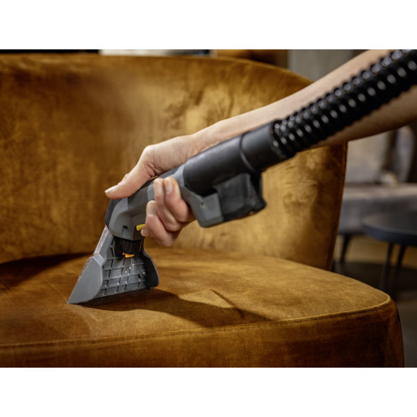 Фото - Пылесос моющий с контейнером Karcher Puzzi 2/1 Bp 36Вт (1.101-750.0)
