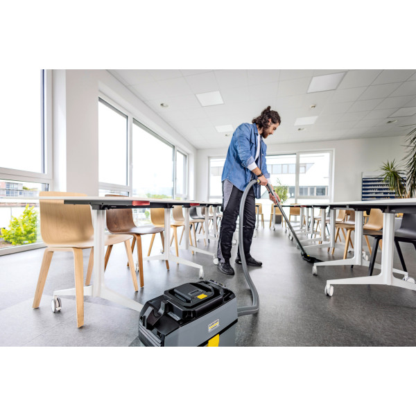 Фото - Пилосос для сухого прибирання без мішка Karcher T 10/1 Bp MODULAR RANGE! (1.527-352.0)