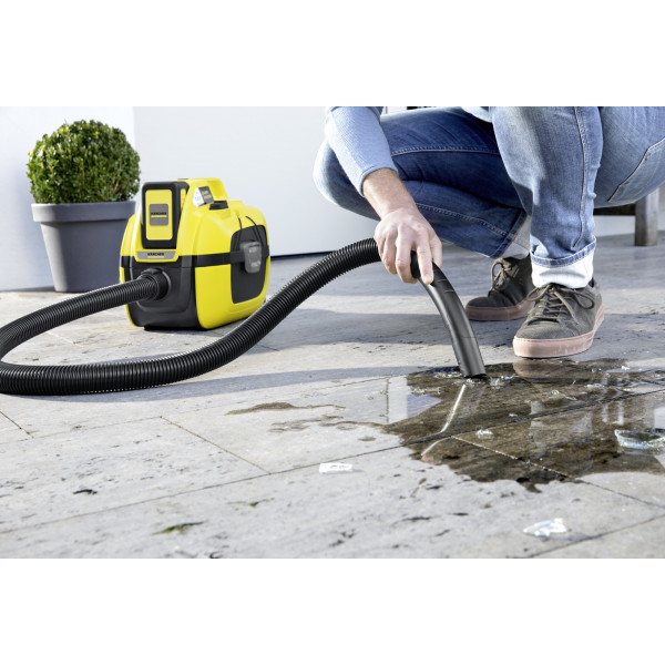 Фото - Пылесос для сухой уборки без мешка Karcher WD 1 Compact Battery (1.198-300.0)