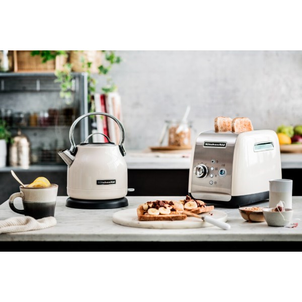 Фото - Електричний чайник KitchenAid Classik (5KEK1222EAC)