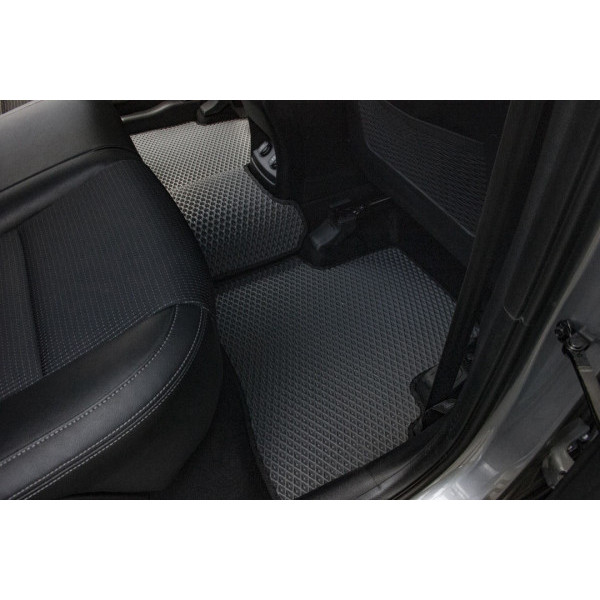 Фото - Коврики из экокожи в салон авто EVAtech для Sportage (QL) Kia 2016-2021 4 поколение SUV EU (KI1358CE5LA3BBLB)