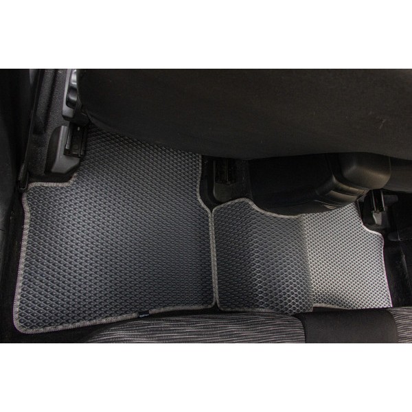 Фото - Килимки з екошкіри в салон авто EVAtech для Ceed (ED) Kia 2006-2009 1 покоління Combi EU (KI3101CBO5AV2BBB)