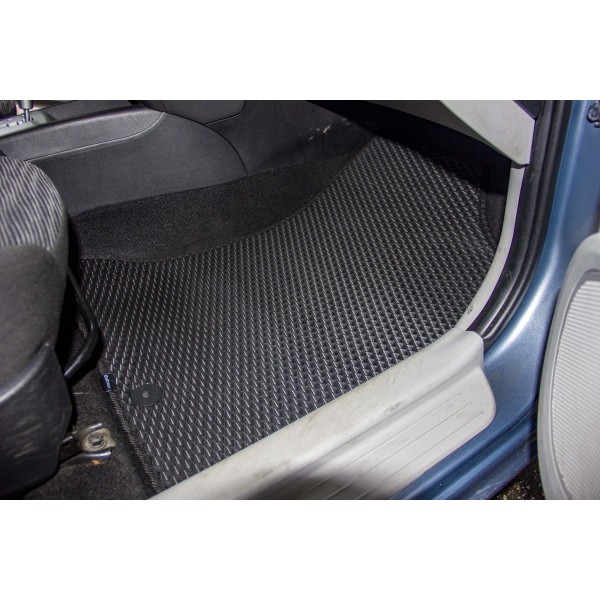 Фото - Килимки з екошкіри в салон авто EVAtech для Ceed (ED) Kia 2006-2009 1 покоління Htb EU (KI3102CGC5AV2BBB)