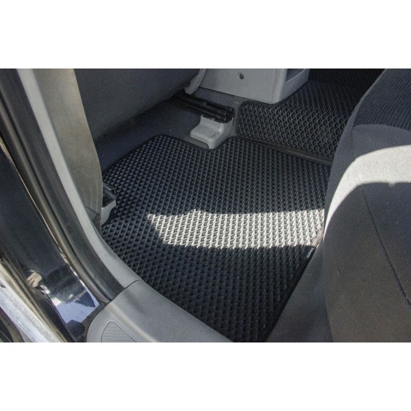 Фото - EVA коврики в салон авто EVAtech для Cerato (LD) Kia 2004-2008 1 поколение Sedan EU (KI3107C5SBB)