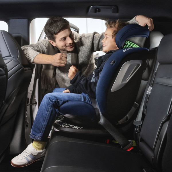 Фото - Автокресло Kinderkraft i-Grow 2 Plus i-Size Black (KCIGRO02BLKPL00)