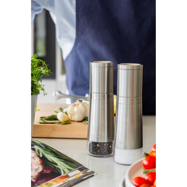 Фото - Набор мельниц для специй KitchenAid Universal 20,3 см 2 шт. (KOG988OSSSA)
