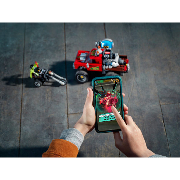 Фото - Конструктор LEGO Hidden Side Каскадерский грузовик Эль Фуего (70421)