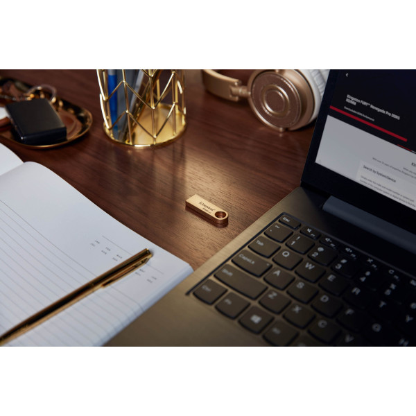 Фото - Уцінка - Флеш USB Kingston DT SE9 G3 128GB USB 3.2 Gold (DTSE9G3/128GB)