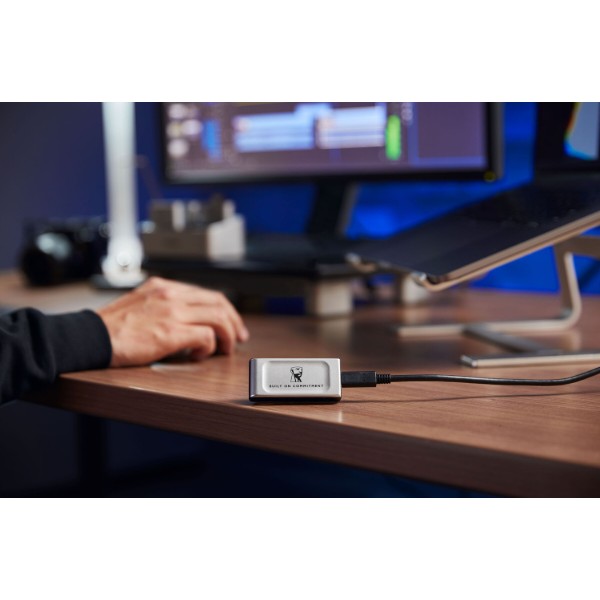 Фото - SSD-накопитель внешний Kingston XS2000 BoC 1000GB USB 3.2 Gen 2x2 IP55 Silver (SXS2000/1000GA)