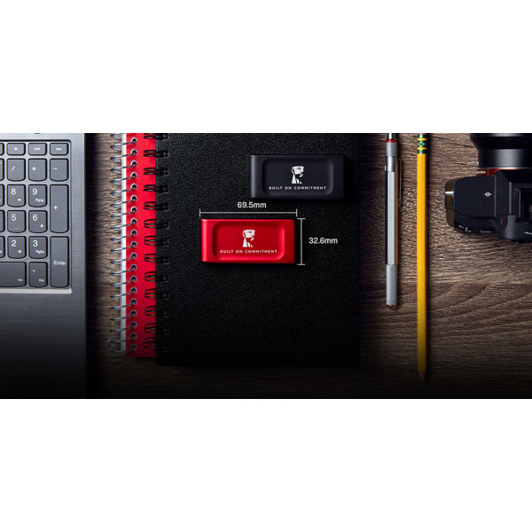 Фото - SSD-накопитель внешний Kingston XS1000 BoC 1000GB USB 3.2 Gen 2 Red (SXS1000R/1000GA)