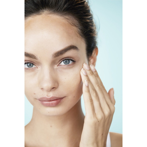 Фото - Крем для обличчя L'Oreal Paris Hydra Genius зволожувальний для нормальної та сухої шкіри 70 мл (3600523363193)