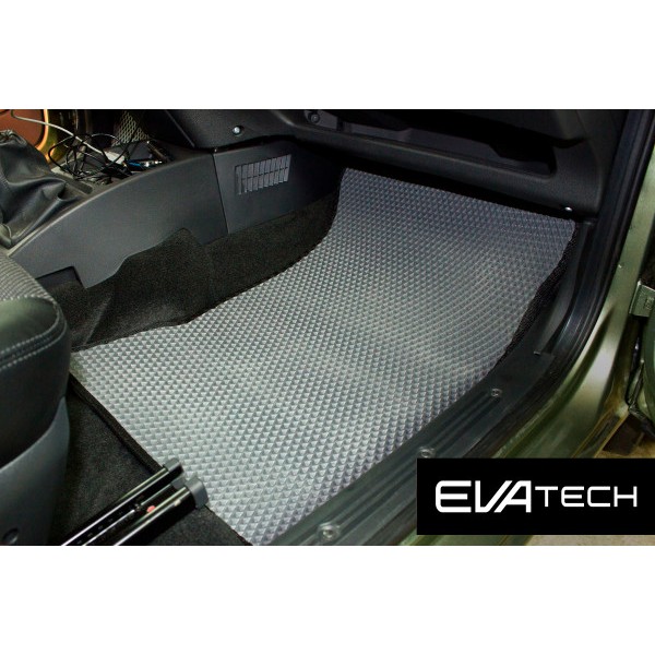 Фото - EVA коврики в салон авто EVAtech для Kalina 1118 Lada 2004-2013 1 поколение Sedan EU LA3123C5RBB