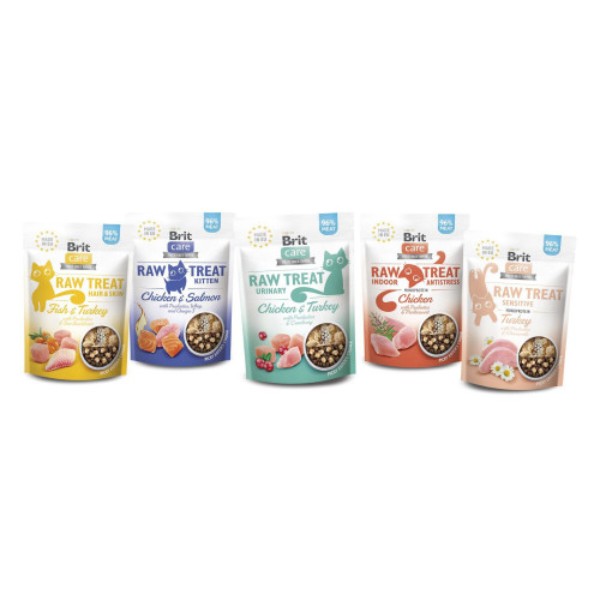 Фото - Ласощі для котів подушечки Brit Care Raw Treat Freeze-dried Sensitive з чутливим травленням індичка 40 г (8595602569571)