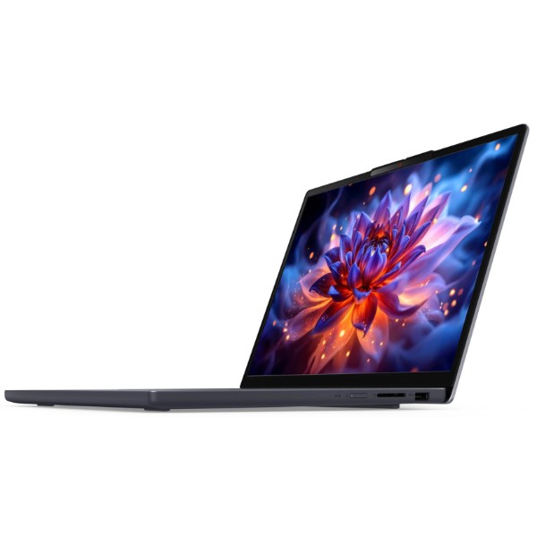 Фото - Ноутбук Lenovo IdeaPad Slim 3 15IWC11 (83RR00RCRA) Luna Grey