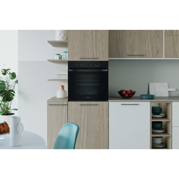 Фото - Духовой шкаф Indesit IO 235H B