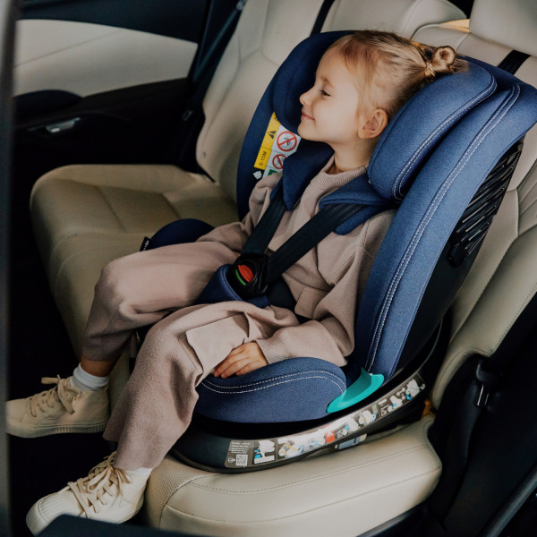 Фото - Автокрісло Lionelo BASTIAAN ONE I-SIZE BLUE NAVY