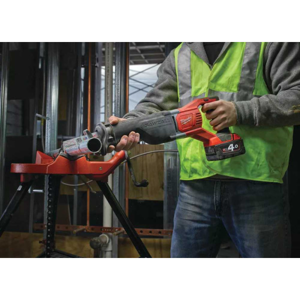 Фото - Пила сабельная Milwaukee M18 BSX-0 (4933447275)