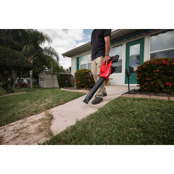 Фото - Повітродувка акумуляторна Milwaukee M18 F2BL-802 (4933499229)