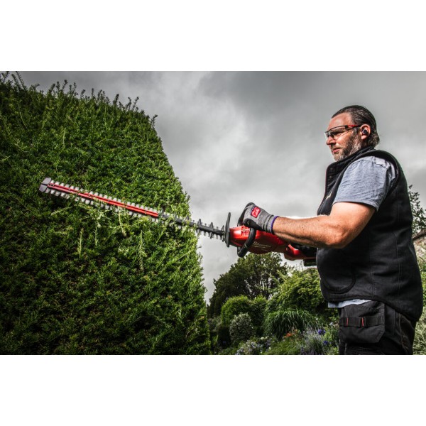 Фото - Кусторез аккумуляторный Milwaukee M18 FHET60G2-0 (4933498384)