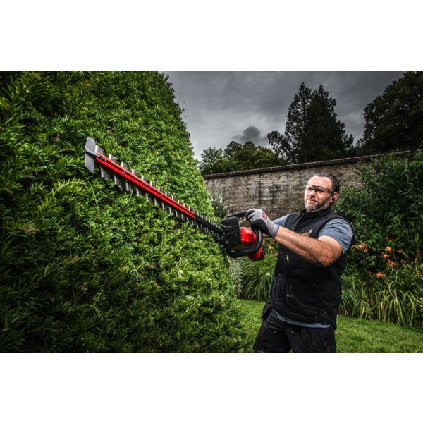 Фото - Кусторез аккумуляторный Milwaukee M18 FHET60G2-0 (4933498384)