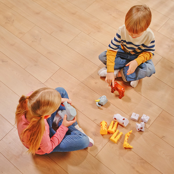 Фото - Ігровий набір для малюка Klein EST - Магнітний пазл про тварин, 8 тварин (0066)