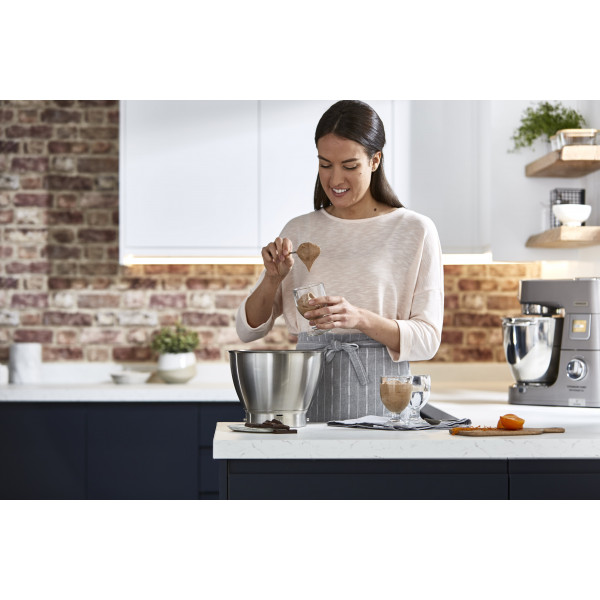 Фото - Комплект техники Kenwood Кухонная машина и комбайн + Поварской набор принадлежностей Kenwood KWL90.004SI + Кондитерский набор KWSD100