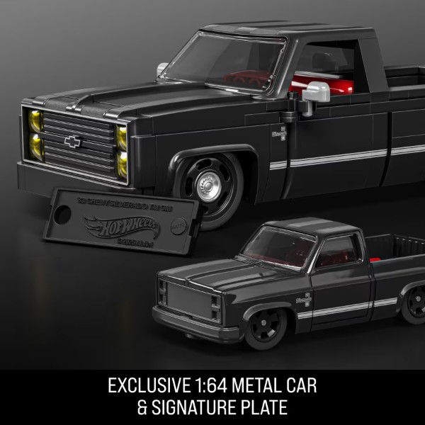 Фото - Колекційна машинка-конструктор Mattel Brick Shop Chevy '83 Silverado серії Speed Mattel Brick Shop (JKG42)