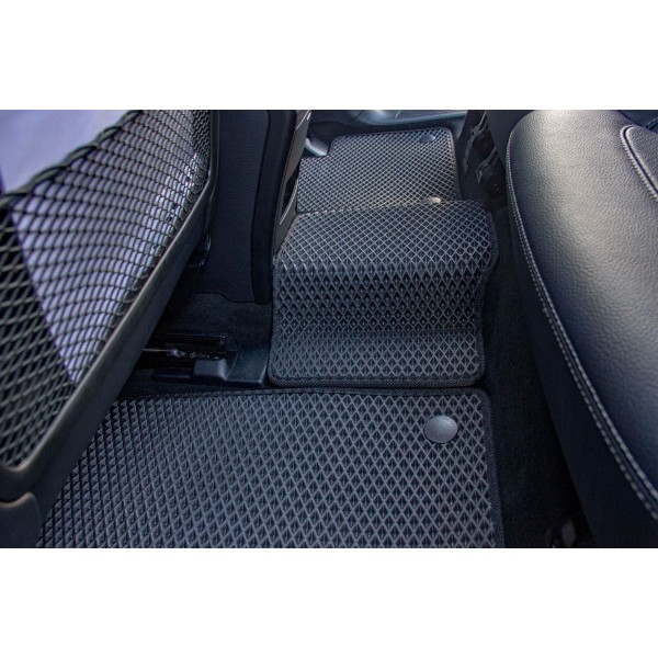 Фото - Коврики из экокожи в салон авто EVAtech для ML-Class (W166) Mercedes-Benz 2011-2015 1 поколение SUV EU (MB21534C5MS8BBB)
