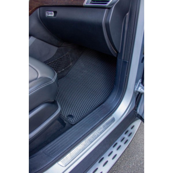 Фото - Коврики из экокожи в салон авто EVAtech для ML-Class (W166) Mercedes-Benz 2011-2015 1 поколение SUV EU (MB21534C5MS8BBB)