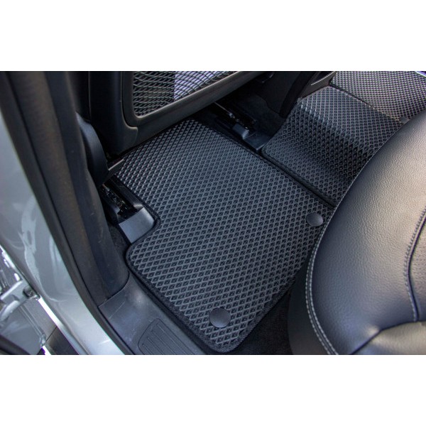 Фото - Коврики из экокожи в салон авто EVAtech для ML-Class (W166) Mercedes-Benz 2011-2015 1 поколение SUV EU (MB21534C5MS8BBB)