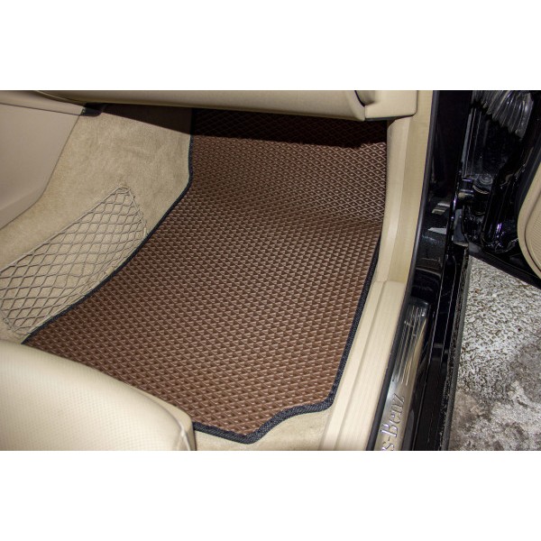 Фото - Коврики из экокожи в салон авто EVAtech для E-Class (W212) Mercedes-Benz 2009-2016 4 поколение Sedan EU (MB3160CB5MS2BBB)